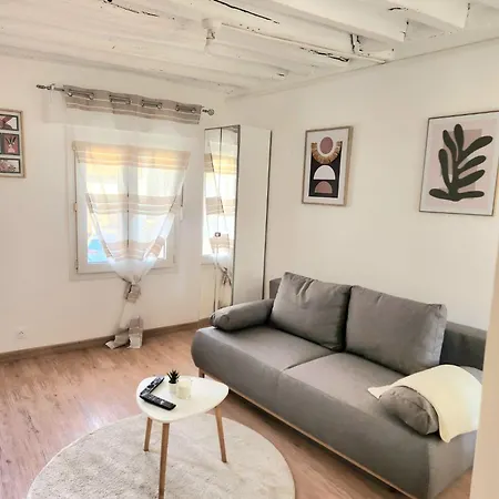 Apartament Refait A Neuf